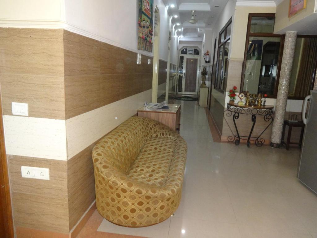 Bless Hotel New Delhi