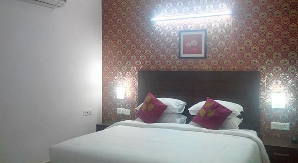 Jashn Near Apollo Hospital