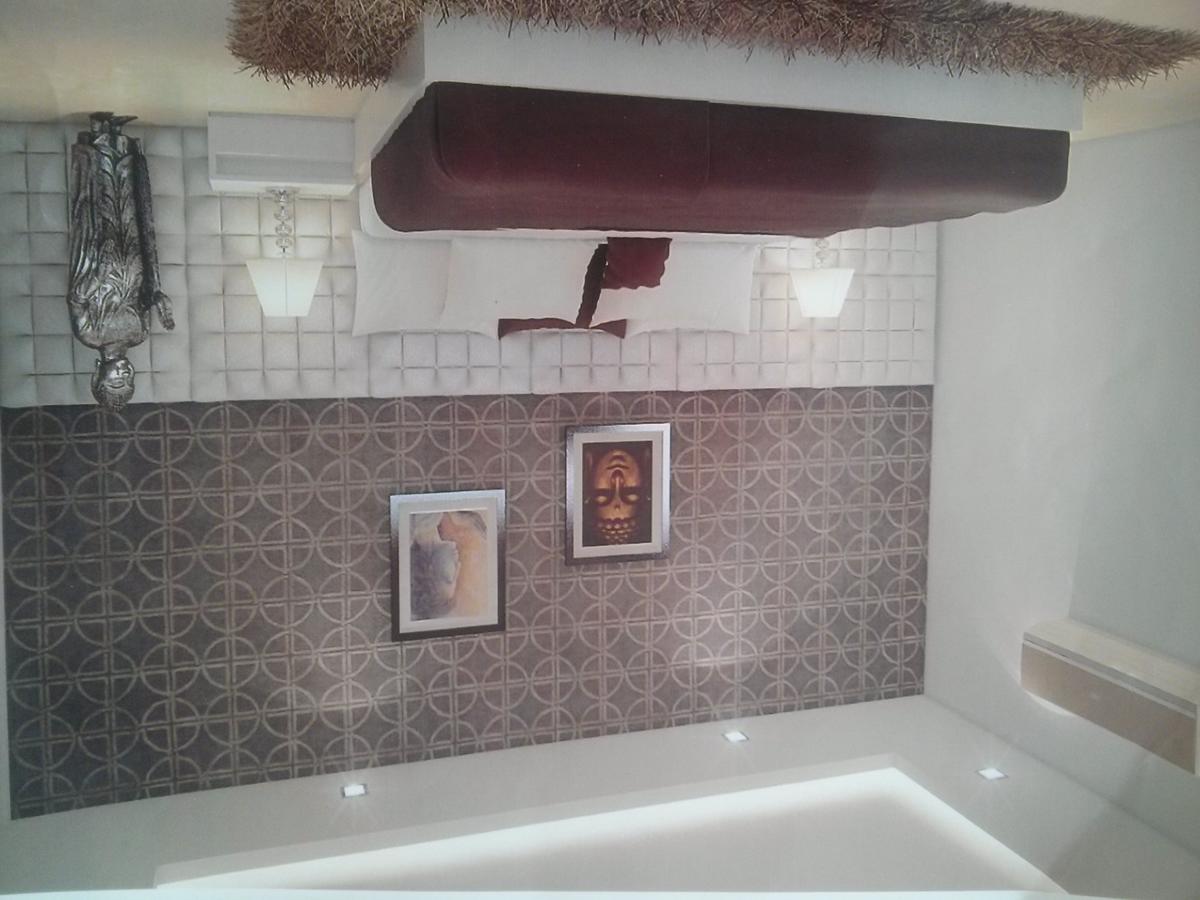 Royal International Inn 3*