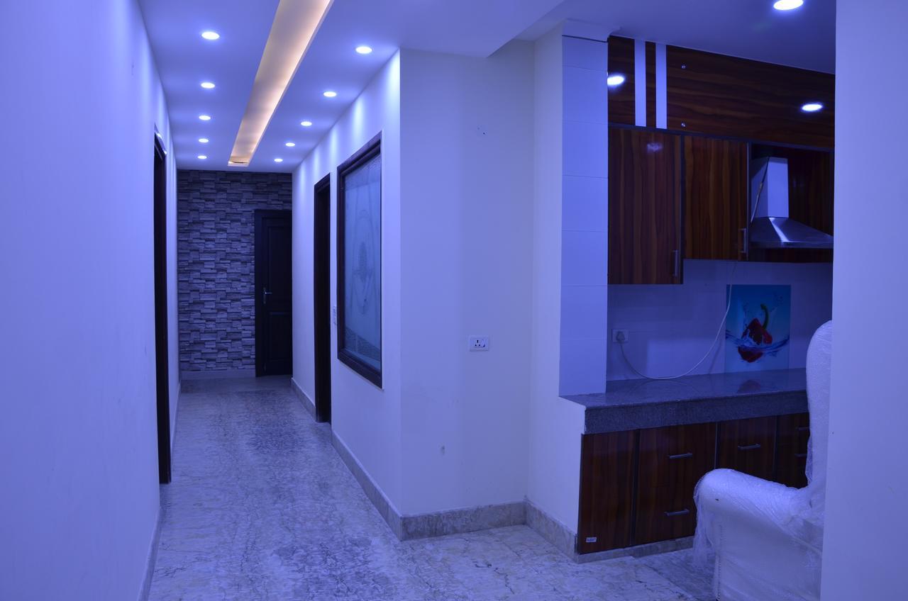 Royal International Inn 3*