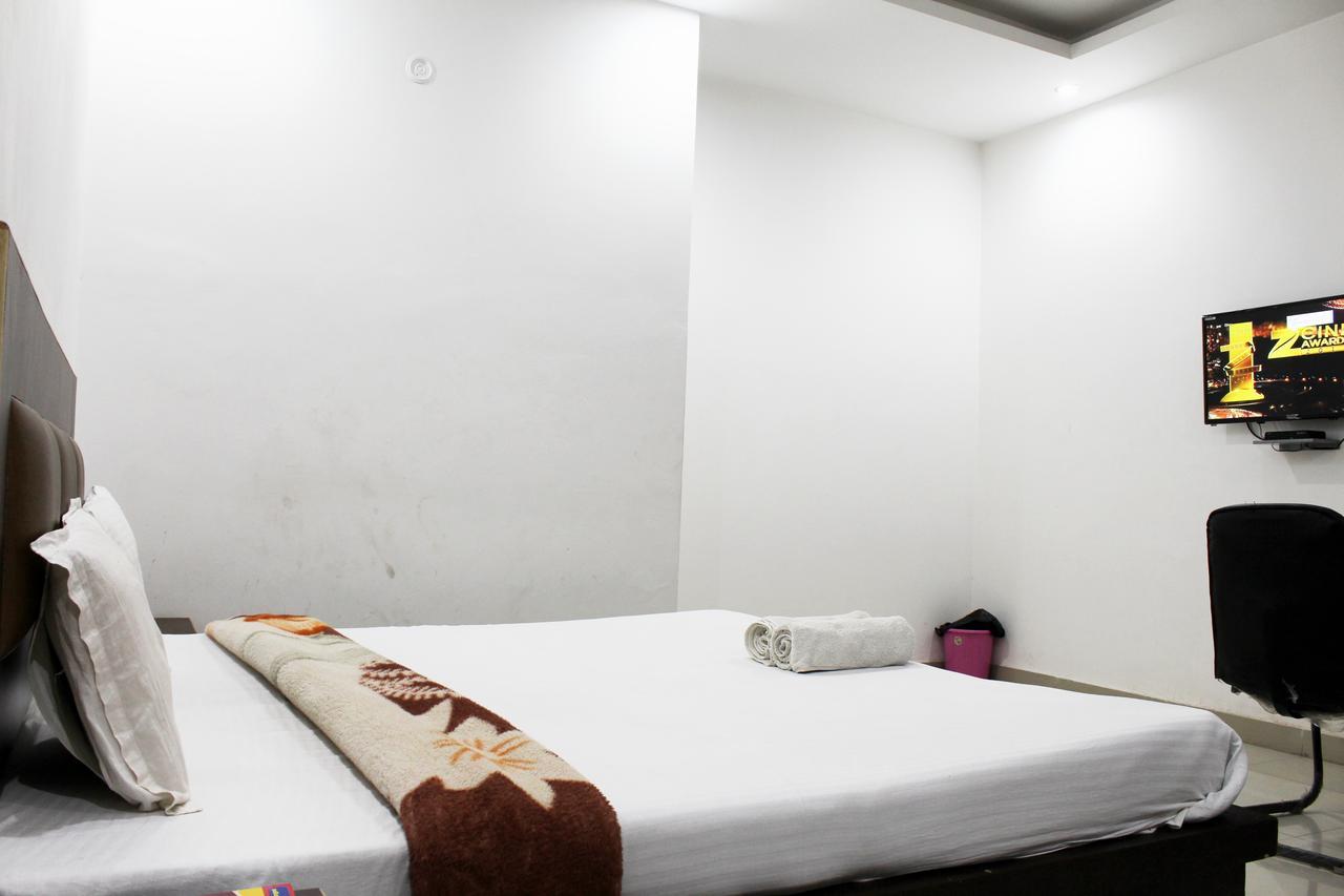 Hotel Aerosky New Delhi