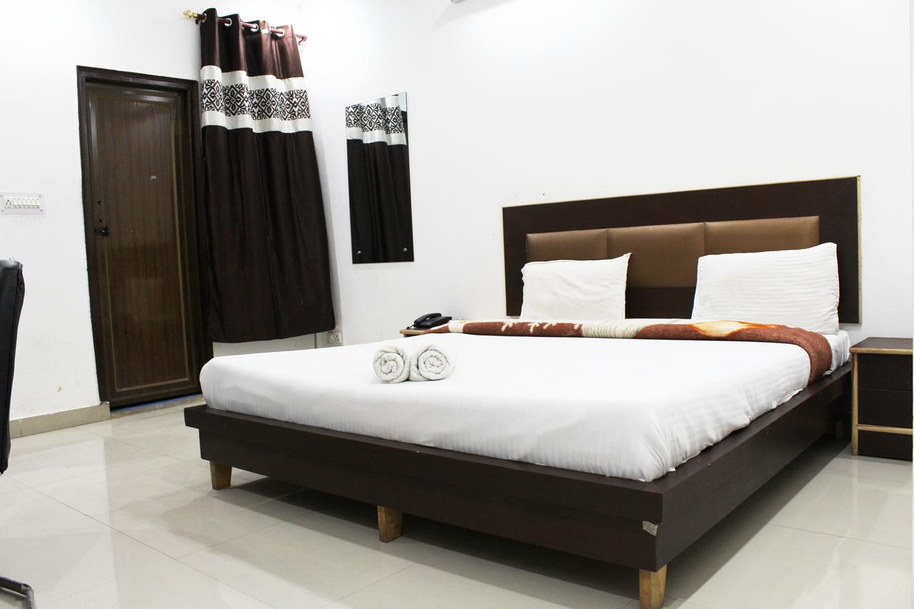 Hotel Aerosky *