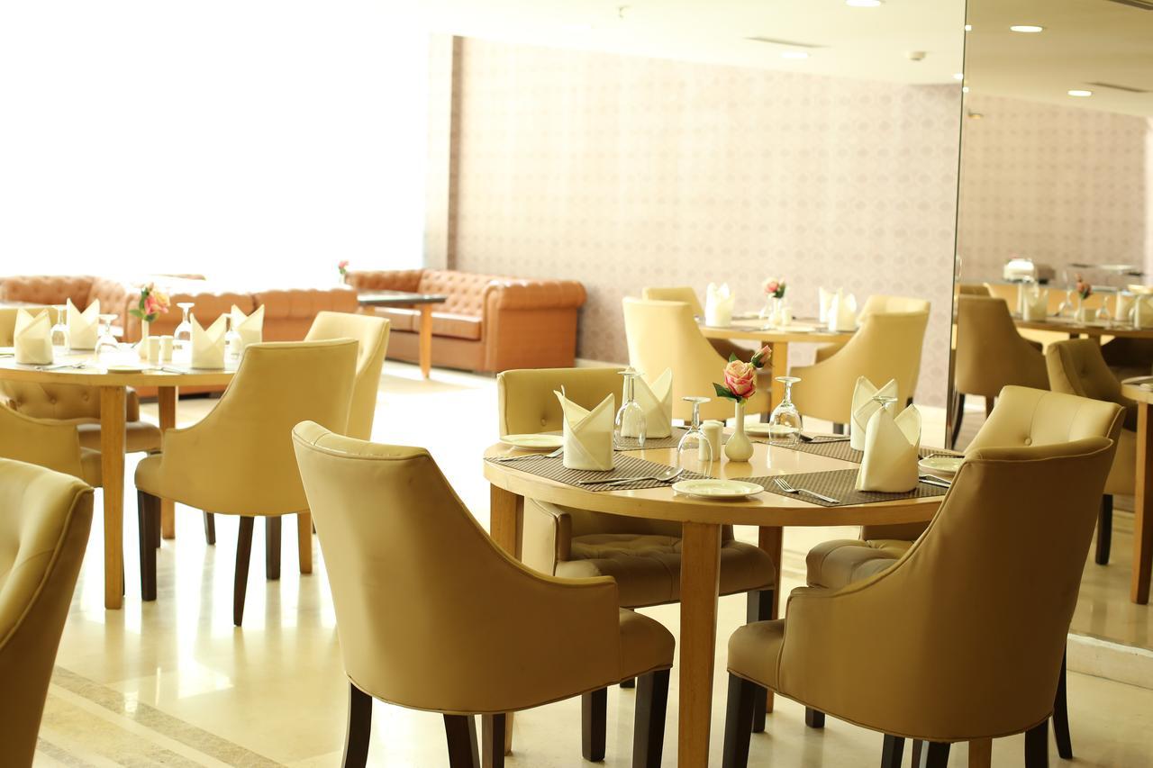 Udman And By Ferns N Petals 4* New Delhi