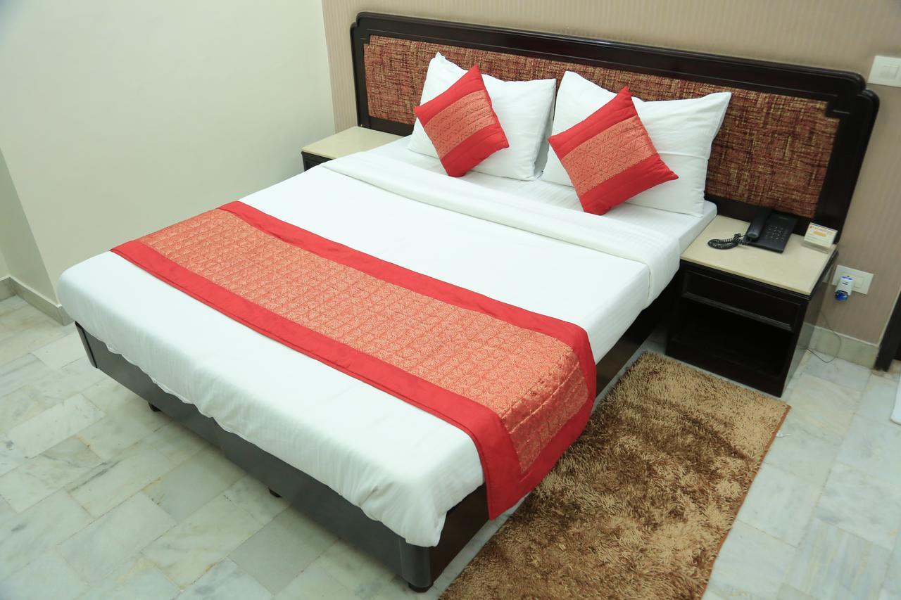 Sundeep New Delhi