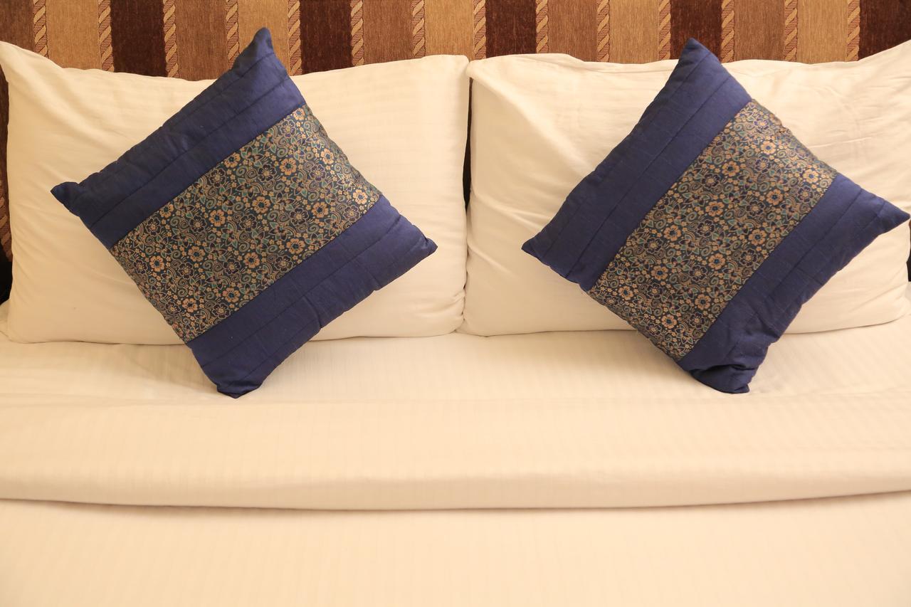 Hotel Sundeep 2*