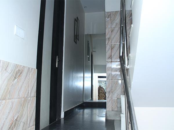 Dreamz Suites 3* New Delhi