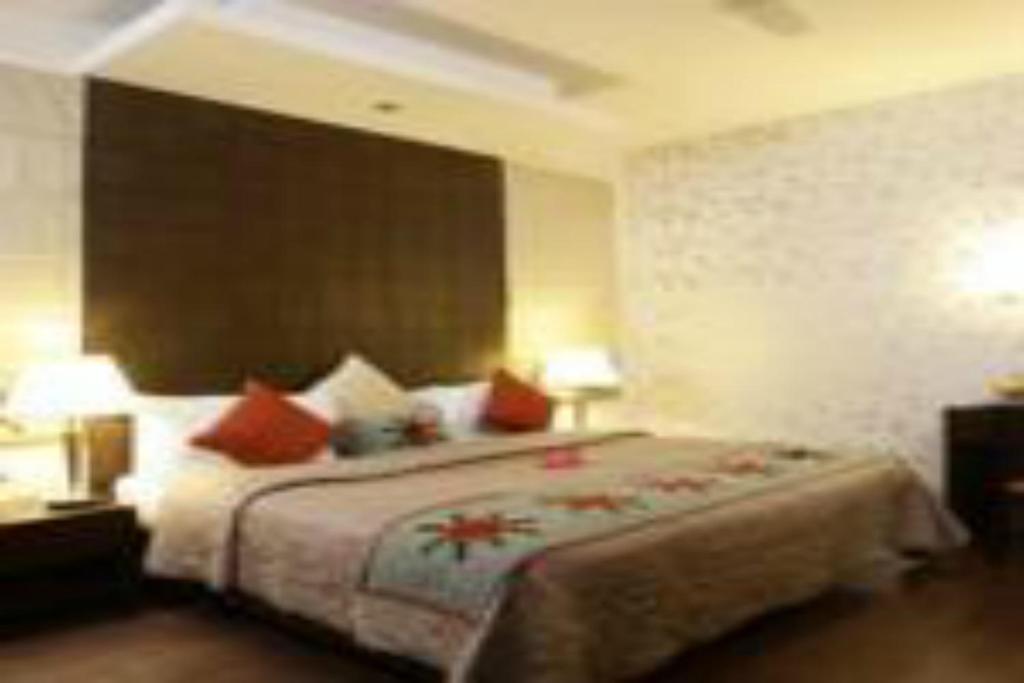 Fabhotel Aashraye Hotel New Delhi