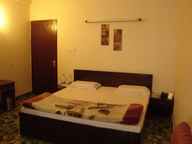 Guest house Pamposh Gk Ii Market *