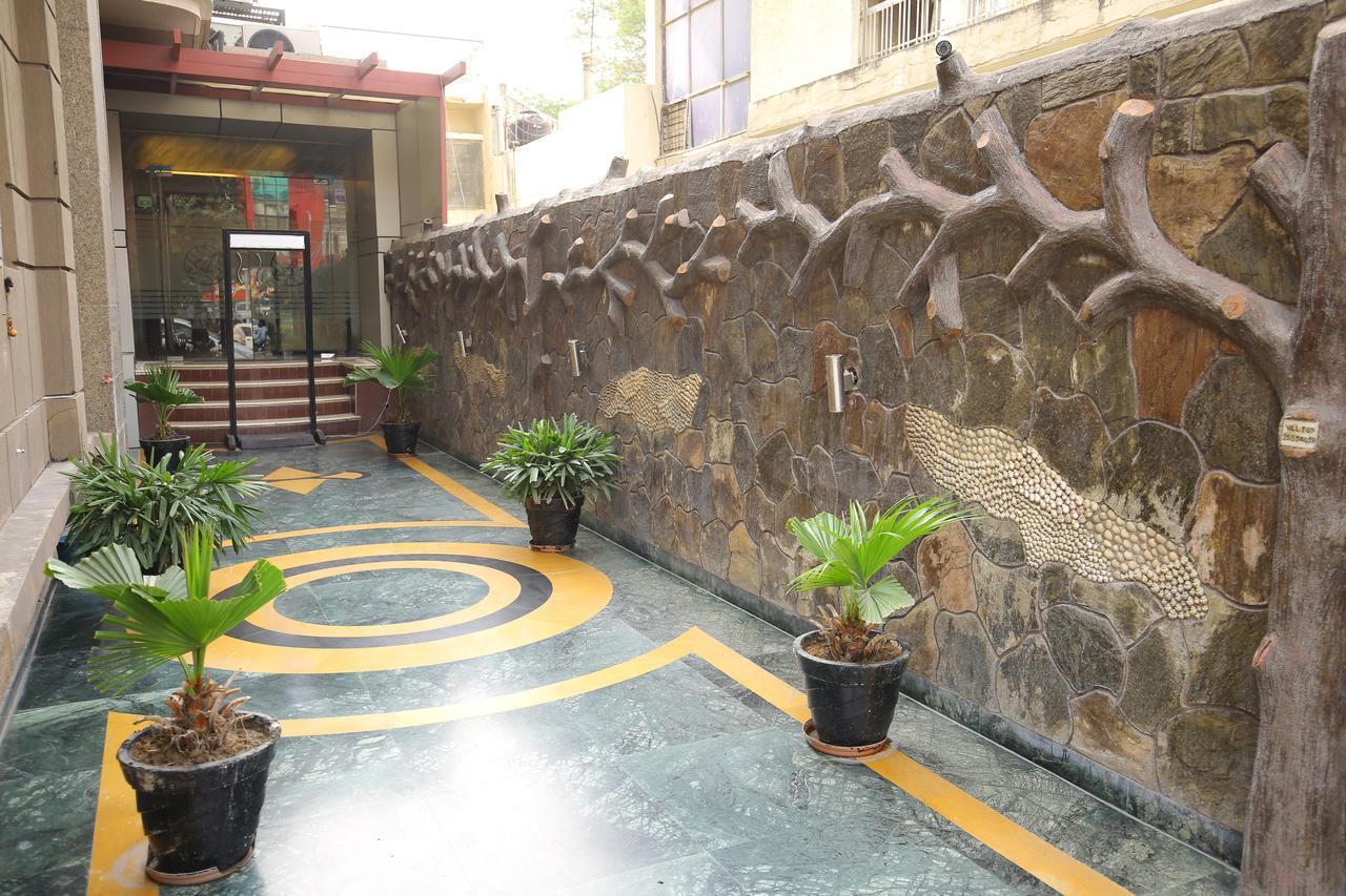 Hotel Aman Palace 3*