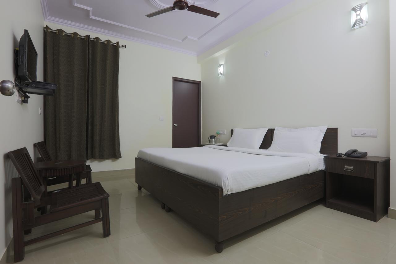 Airport Hotel