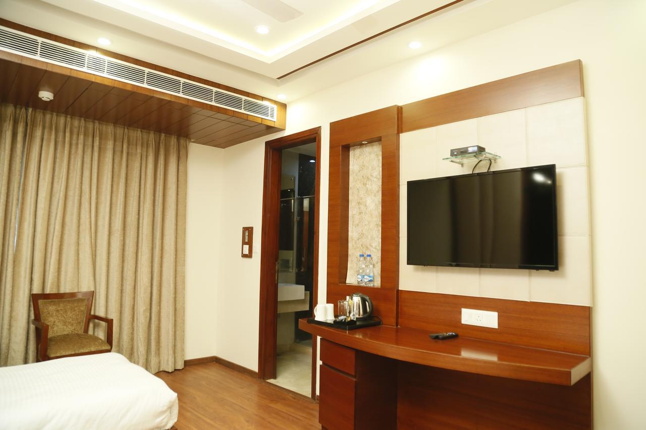 Grand Ffour New Delhi