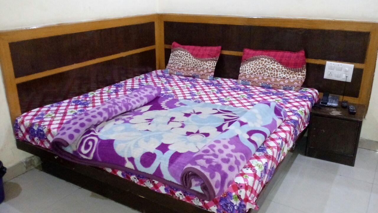 Economy hotel Star International New Delhi