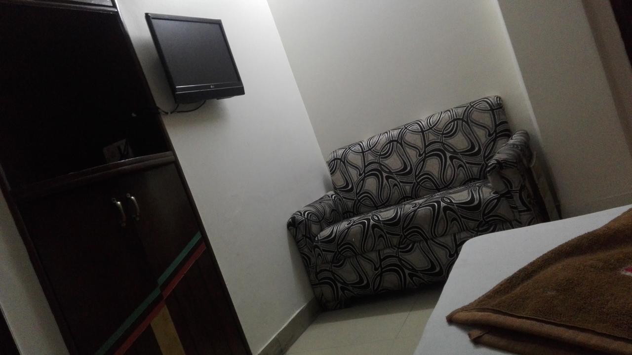 Delhi Empire Dx Hotel 2*