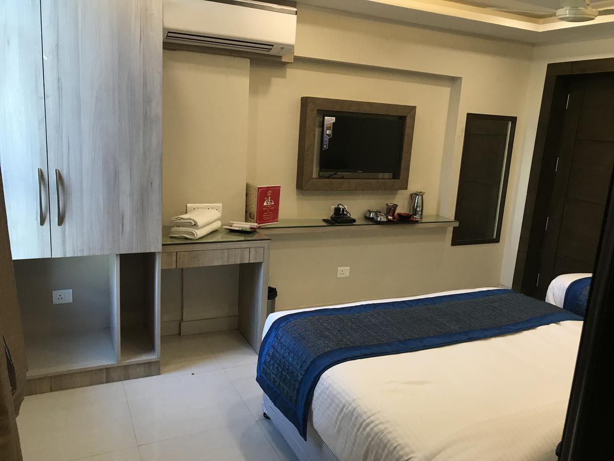 Hotel Merry Gold