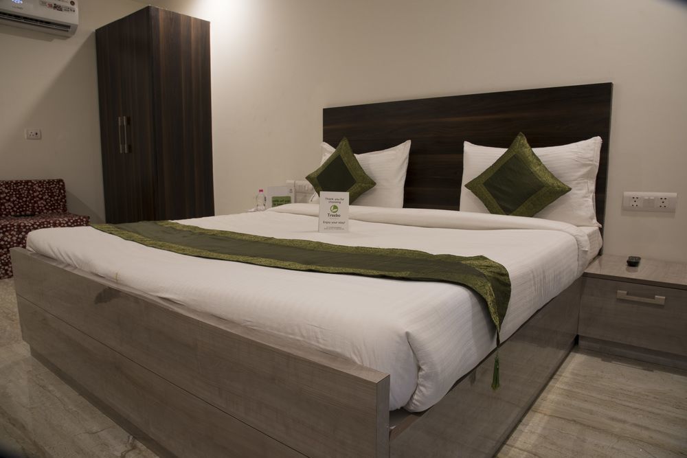 O Lakshya Hotel