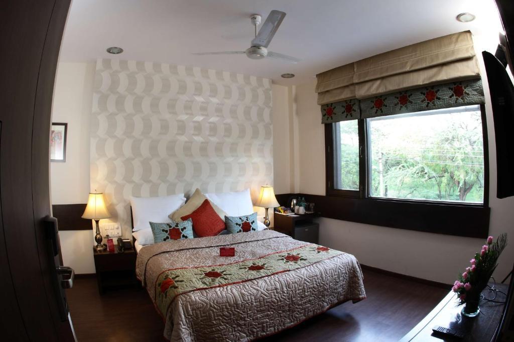 Hotel Fabhotel Aashraye New Delhi