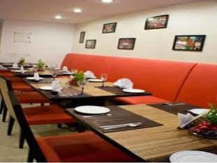 Fabexpress Le Grand Hotel New Delhi