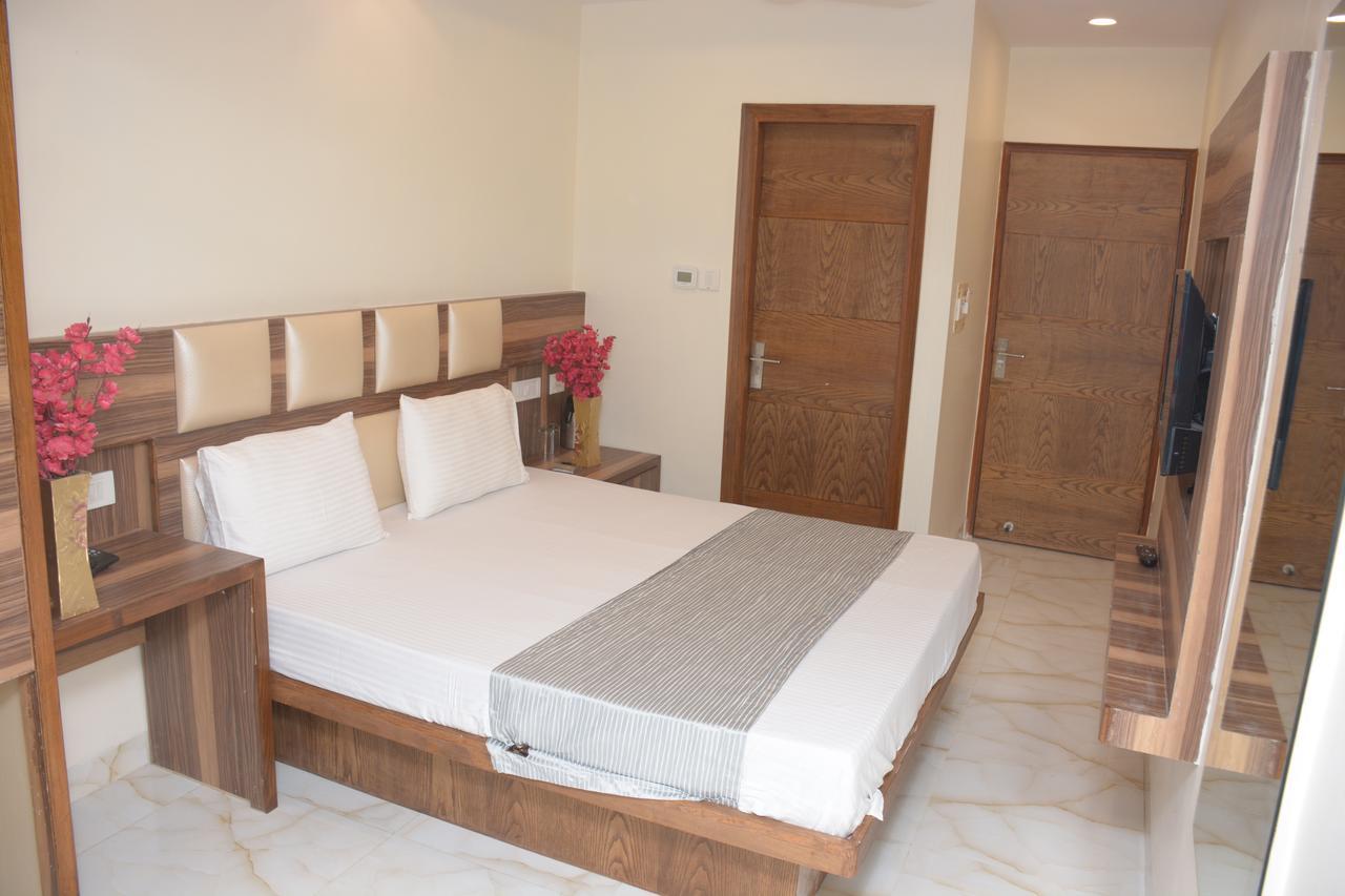 Golden Oasis - A Well Hygiene Hotel Paharganj