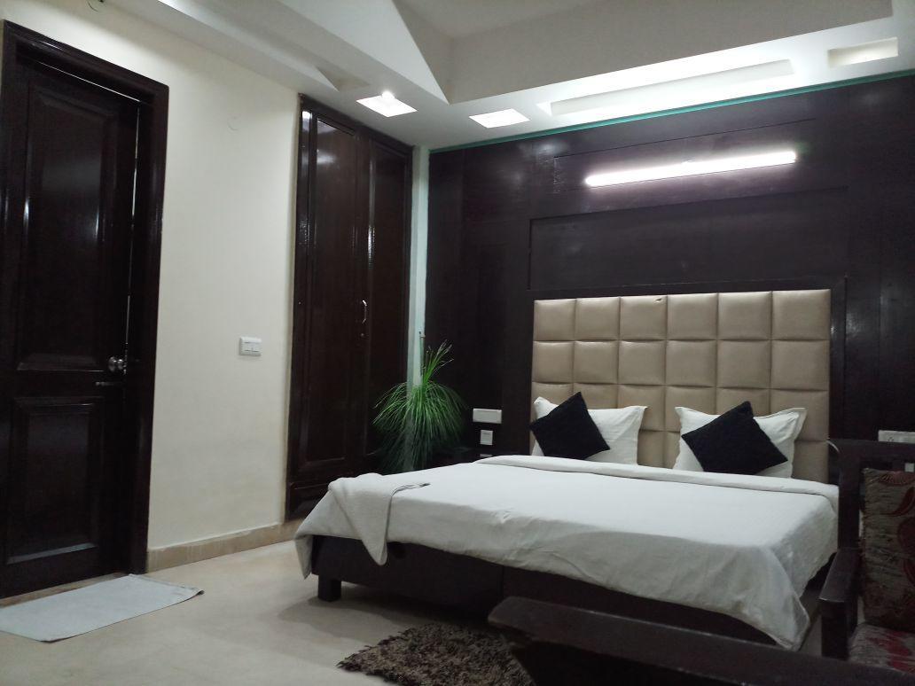 Shobha Palace Hotel New Delhi