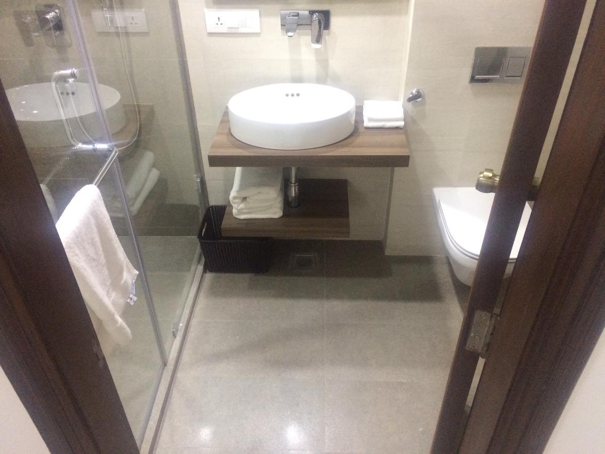 Lords Hotel New Delhi
