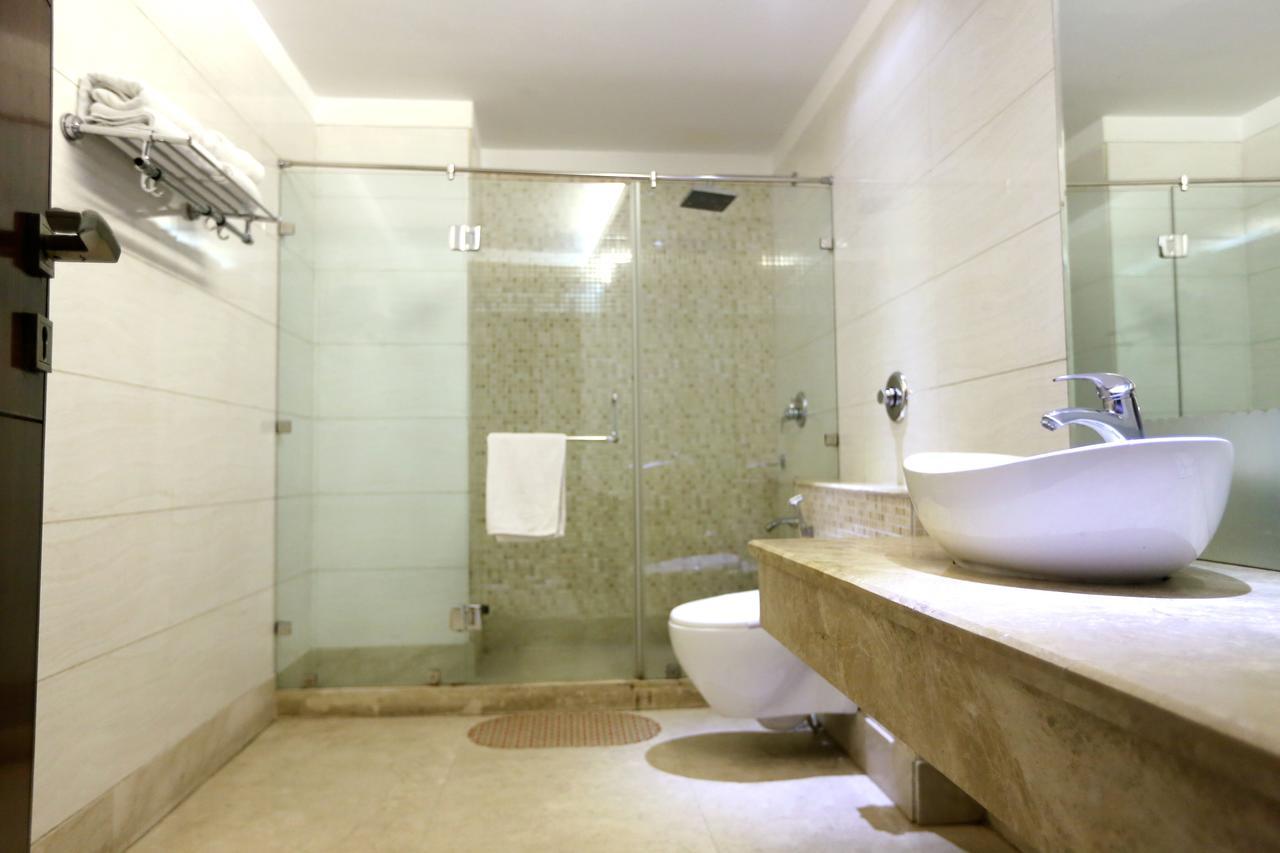 Venizia Sarovar Portico New Delhi