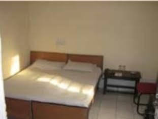 Hotel S P 3*