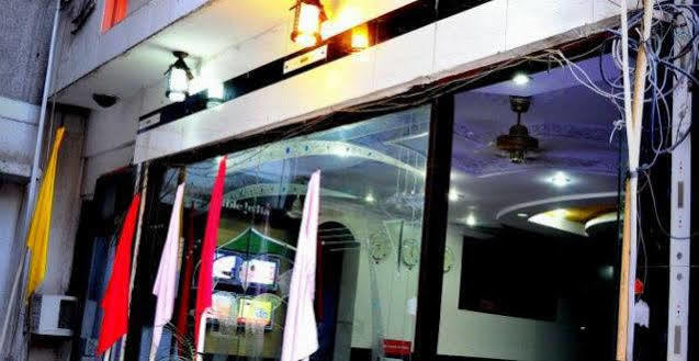 Peace Point - 1 Min Walking Distance From Station 3* New Delhi