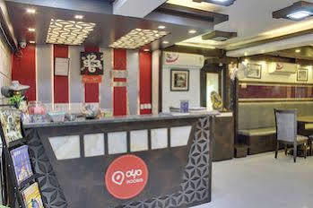 Oyo Rajouri Garden New Delhi