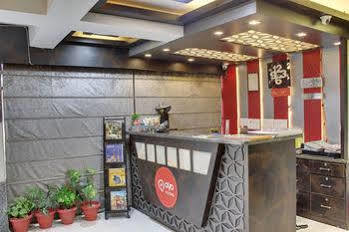 Hotel Oyo Rajouri Garden