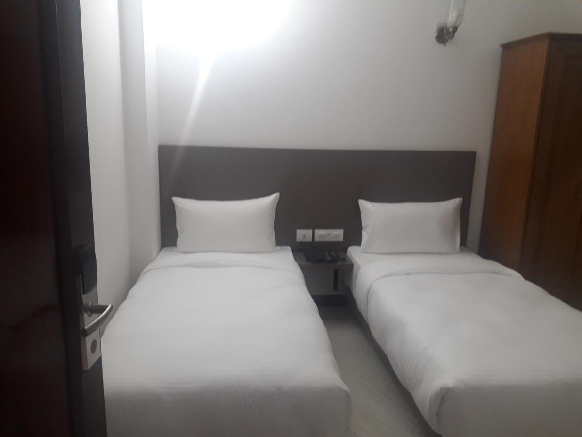 Lords Hotel 3*