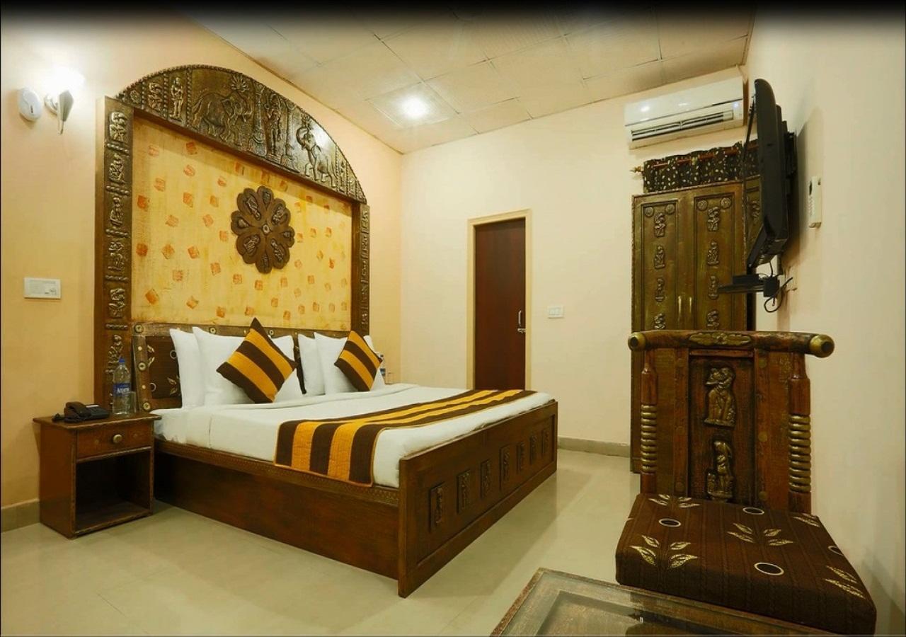Lotus Dwarka Hotel 3*
