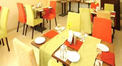 Clarks Kailash Colony 3*