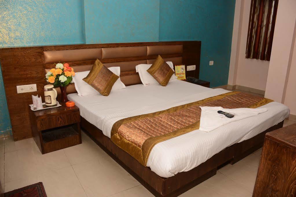 Oyo 6096 Maharani Palace 3* New Delhi