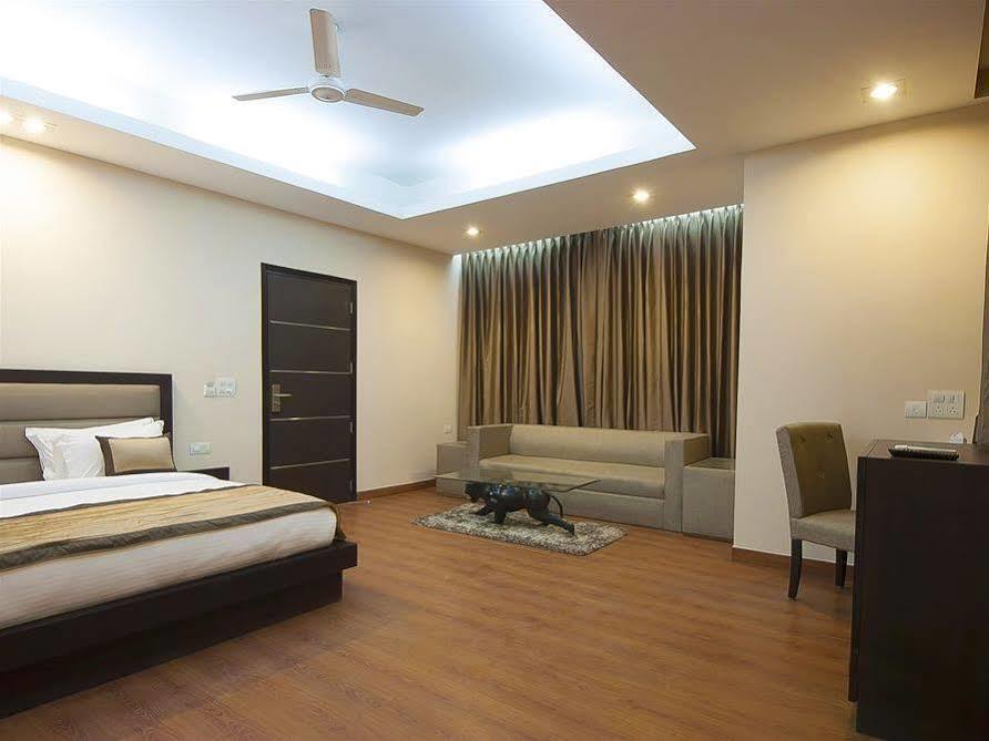 Aura @airport Hotel New Delhi