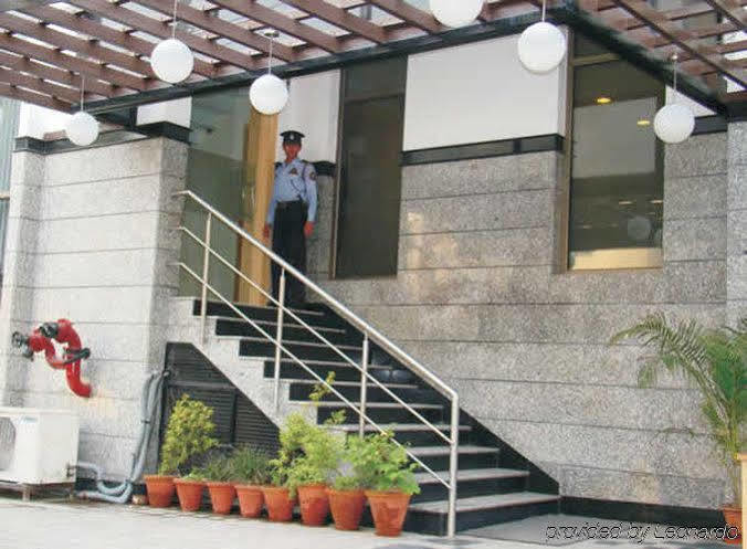 R.k.g. Divine Hotel
