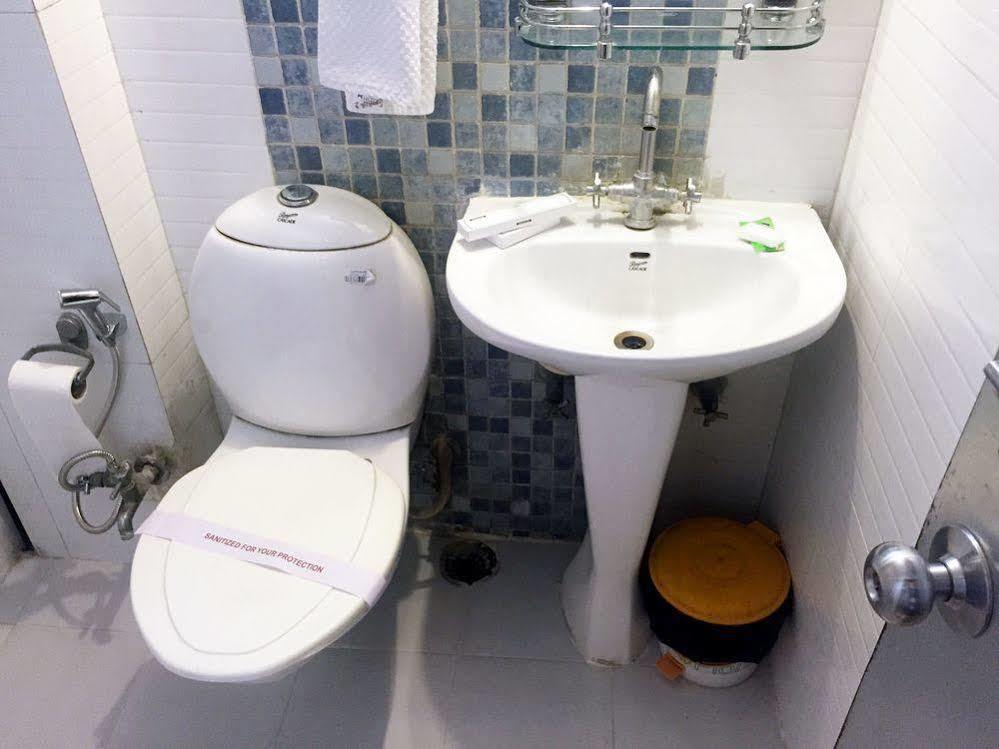 Oyo Bhikaji Cama Extension Hotel 3*