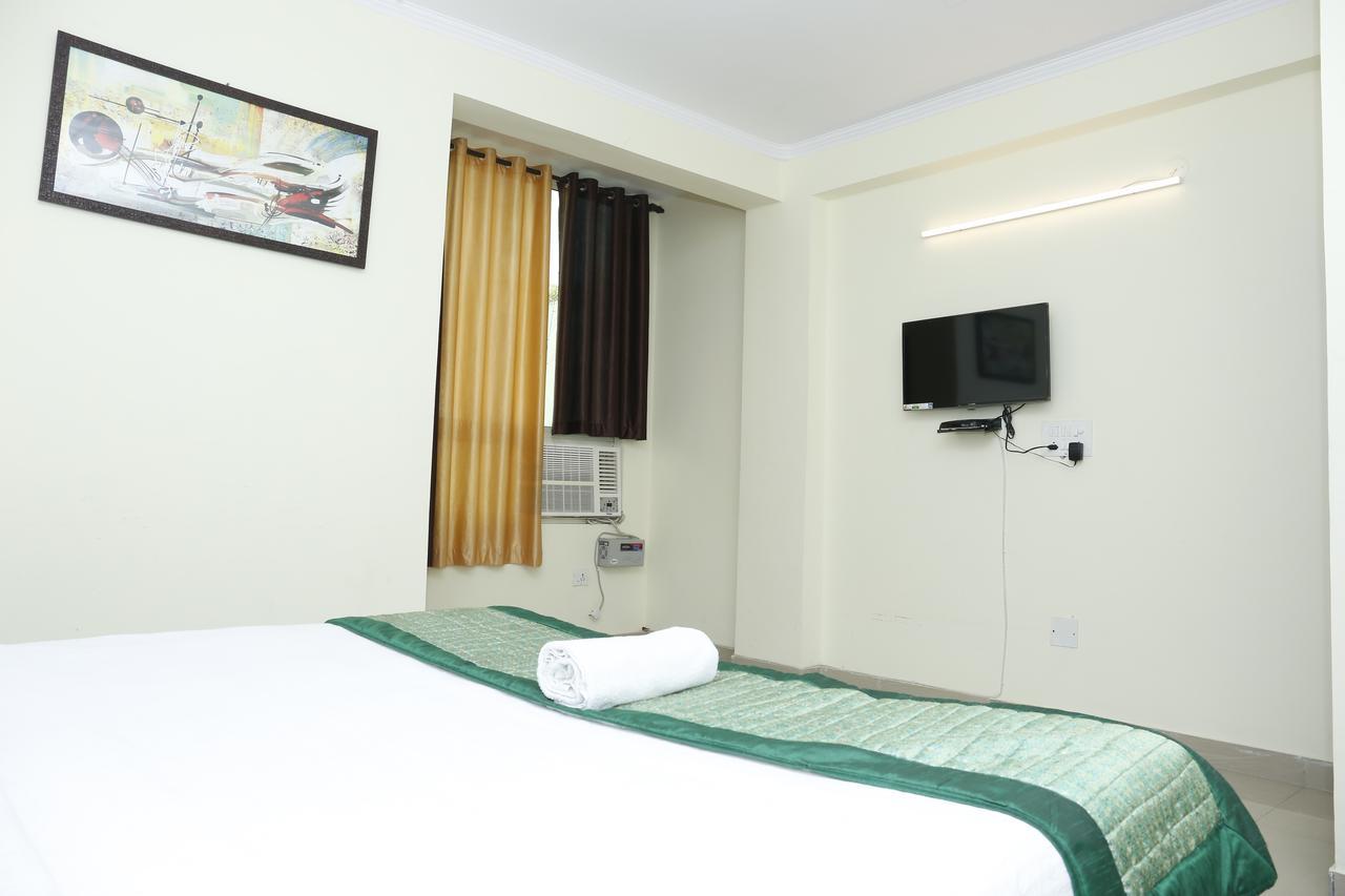 Hotel O Pearl Residency 3*