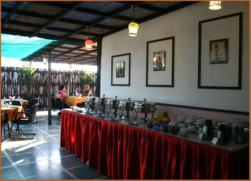 O Grand Peepal Hotel 4*