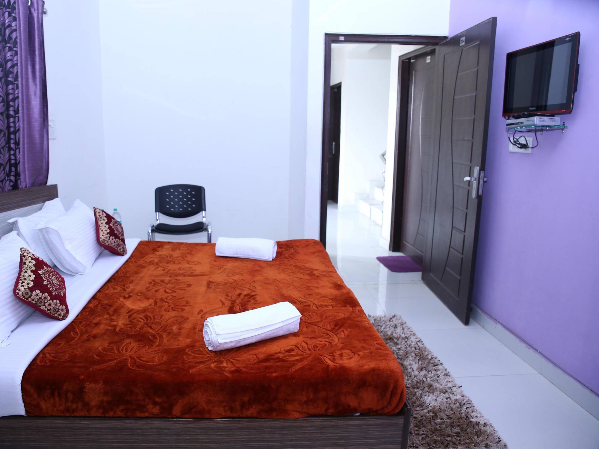 Airport Land Hotel