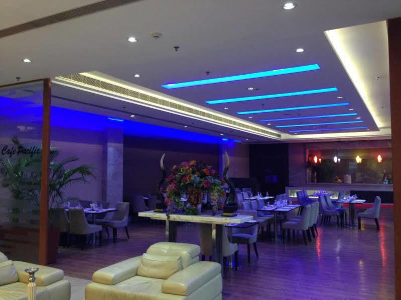 Ramada By Wyndham New Pitampura Hotel 4*