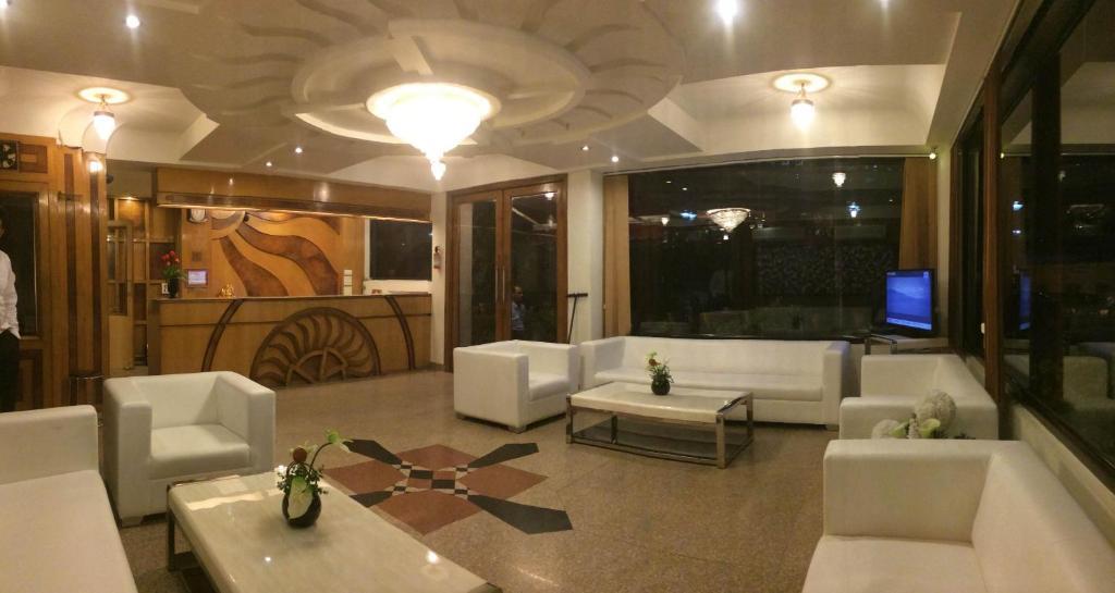 Hotel Rangoli 2*