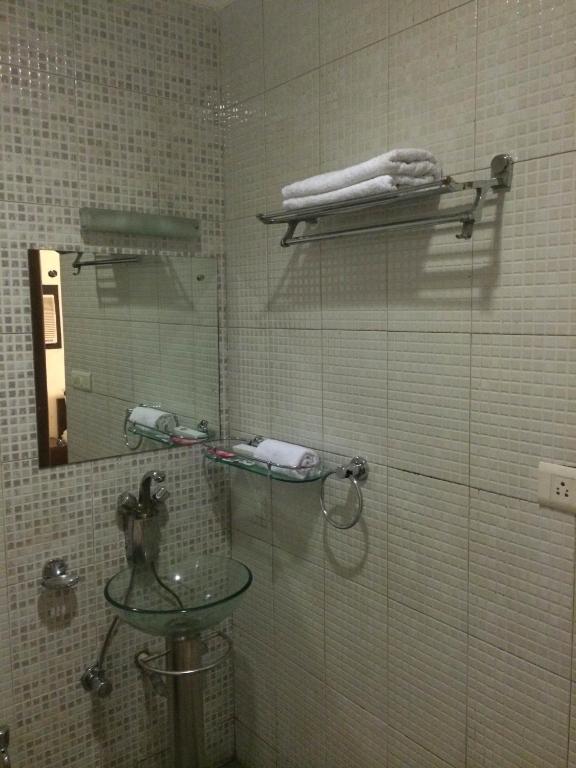 Rangoli Hotel 2*