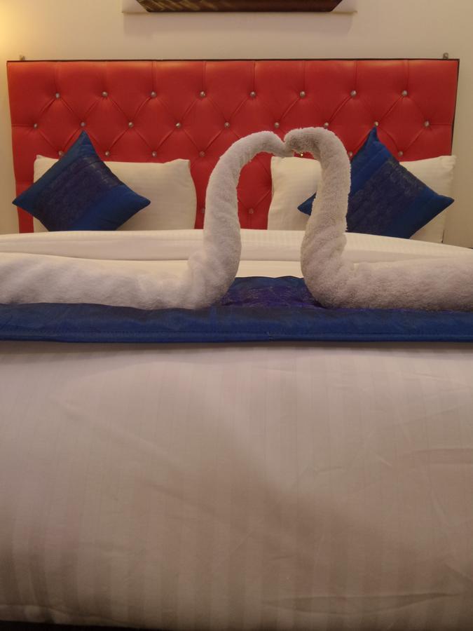 Airport Mahal Hotel 3*
