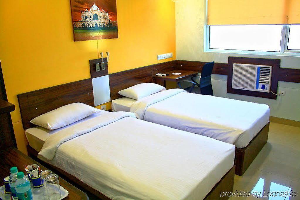 Hotel East Delhi 3*