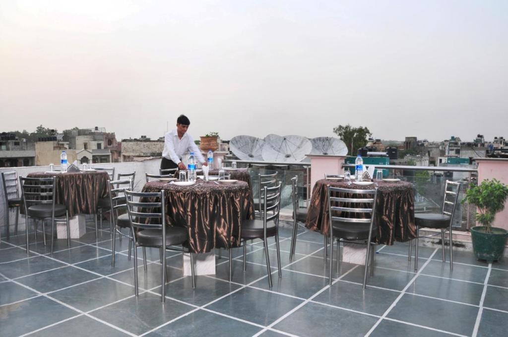 Hotel S & B East - Patel Nagar New Delhi