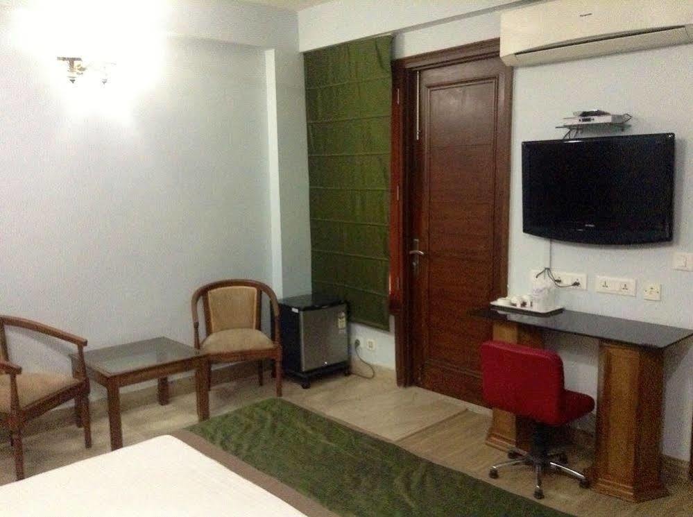 Skylink Bed & Breakfast New Delhi