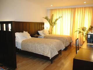 Janpath Guest house