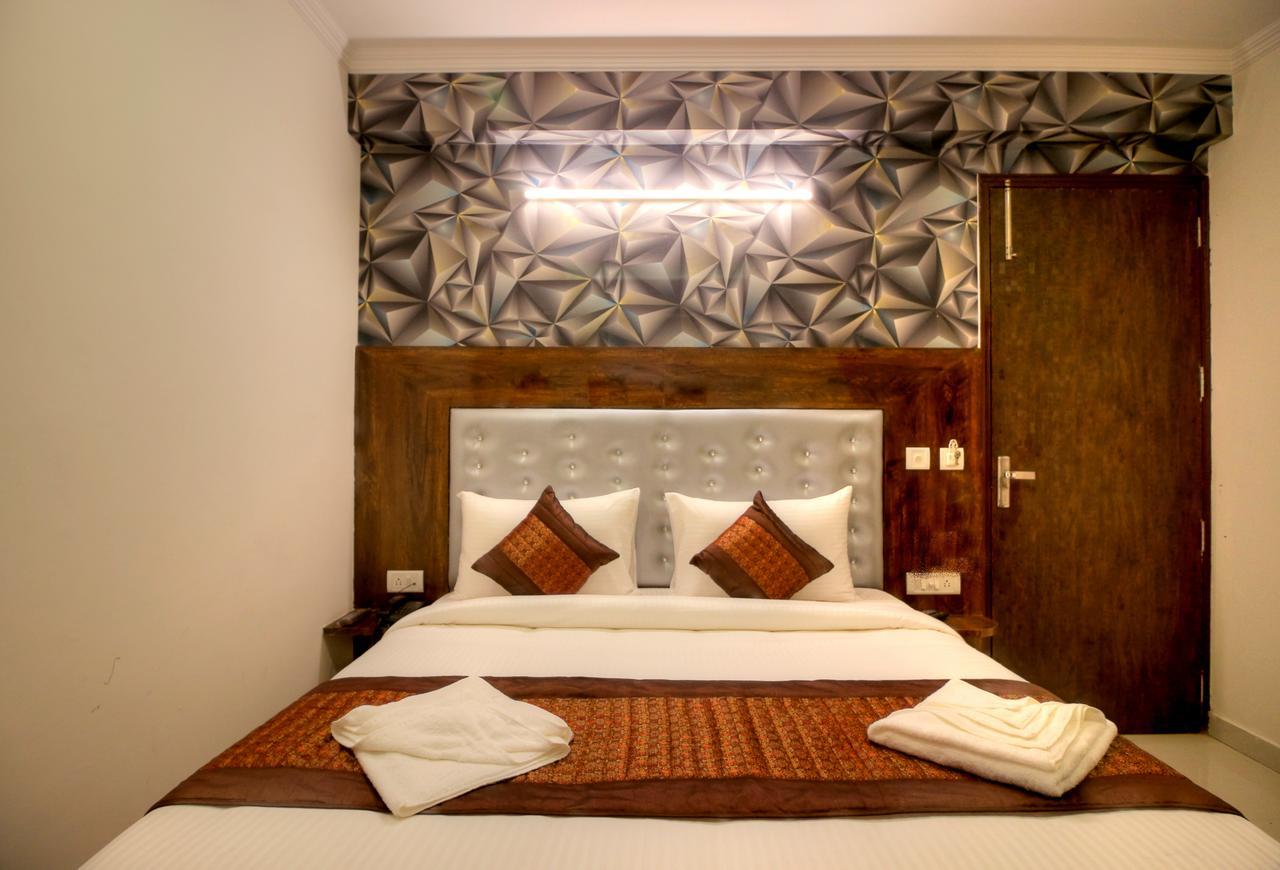 Hotel Airport Ark Of Avalon