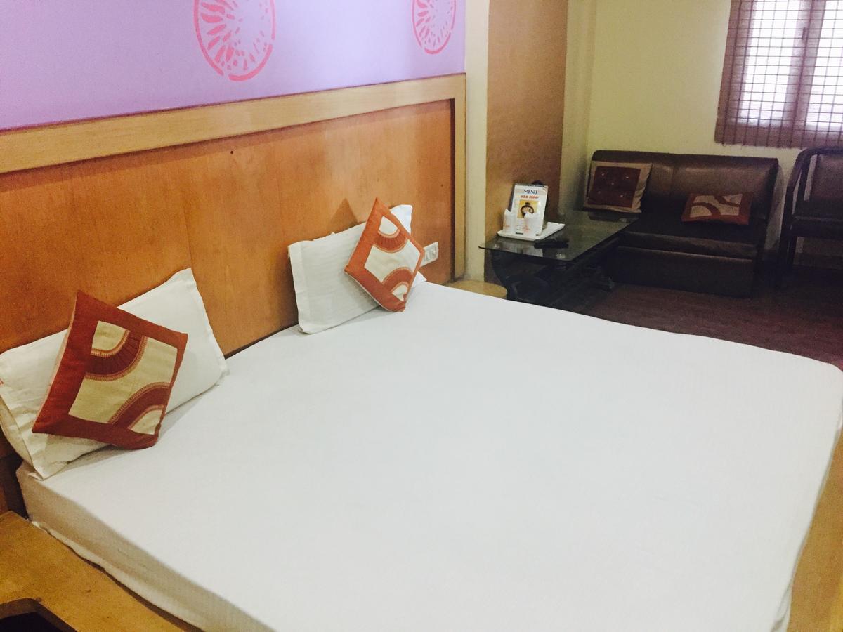 Splash Hotel New Delhi