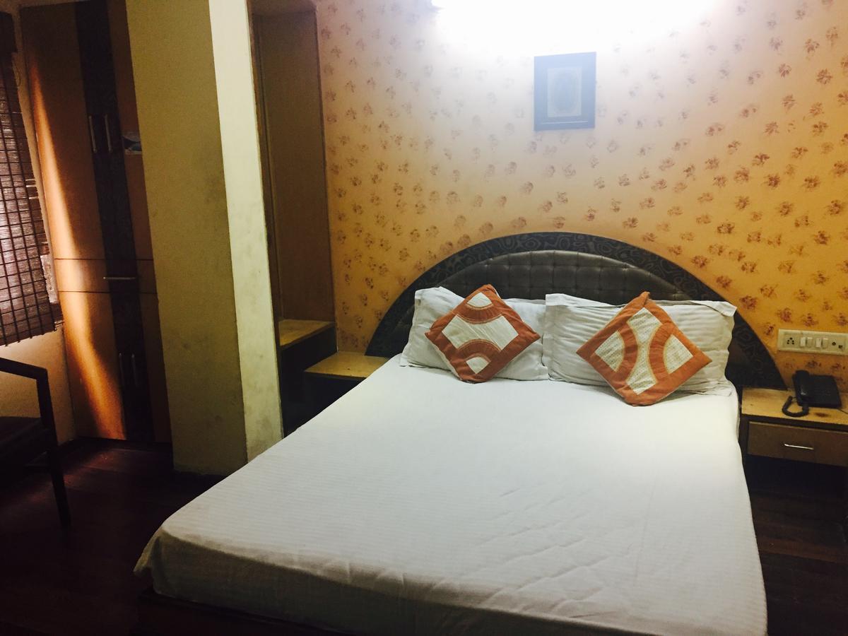 Splash Hotel 2*